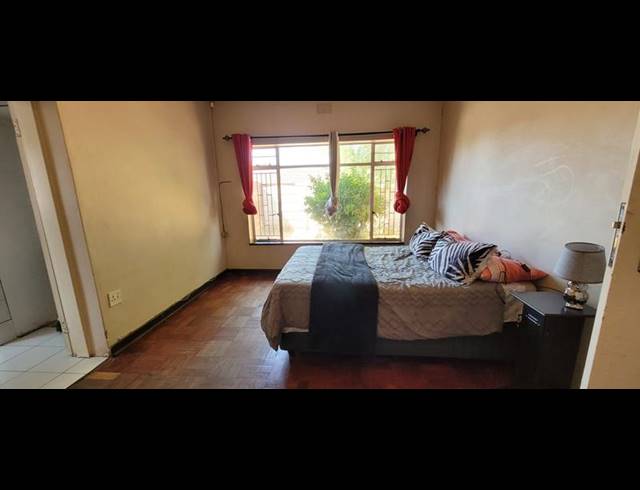 3 BEDROOM HOUSE FOR SALE IN FLORENTIA